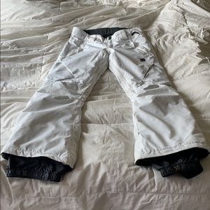 Women’s Snow Pants